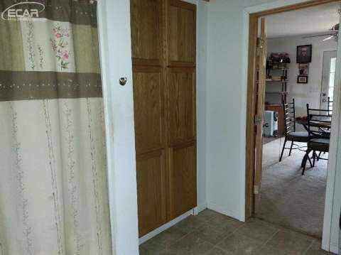 14035 North Belsay Road Millington, MI 48746 - Photo 10 of 19 20434843-9.JPG