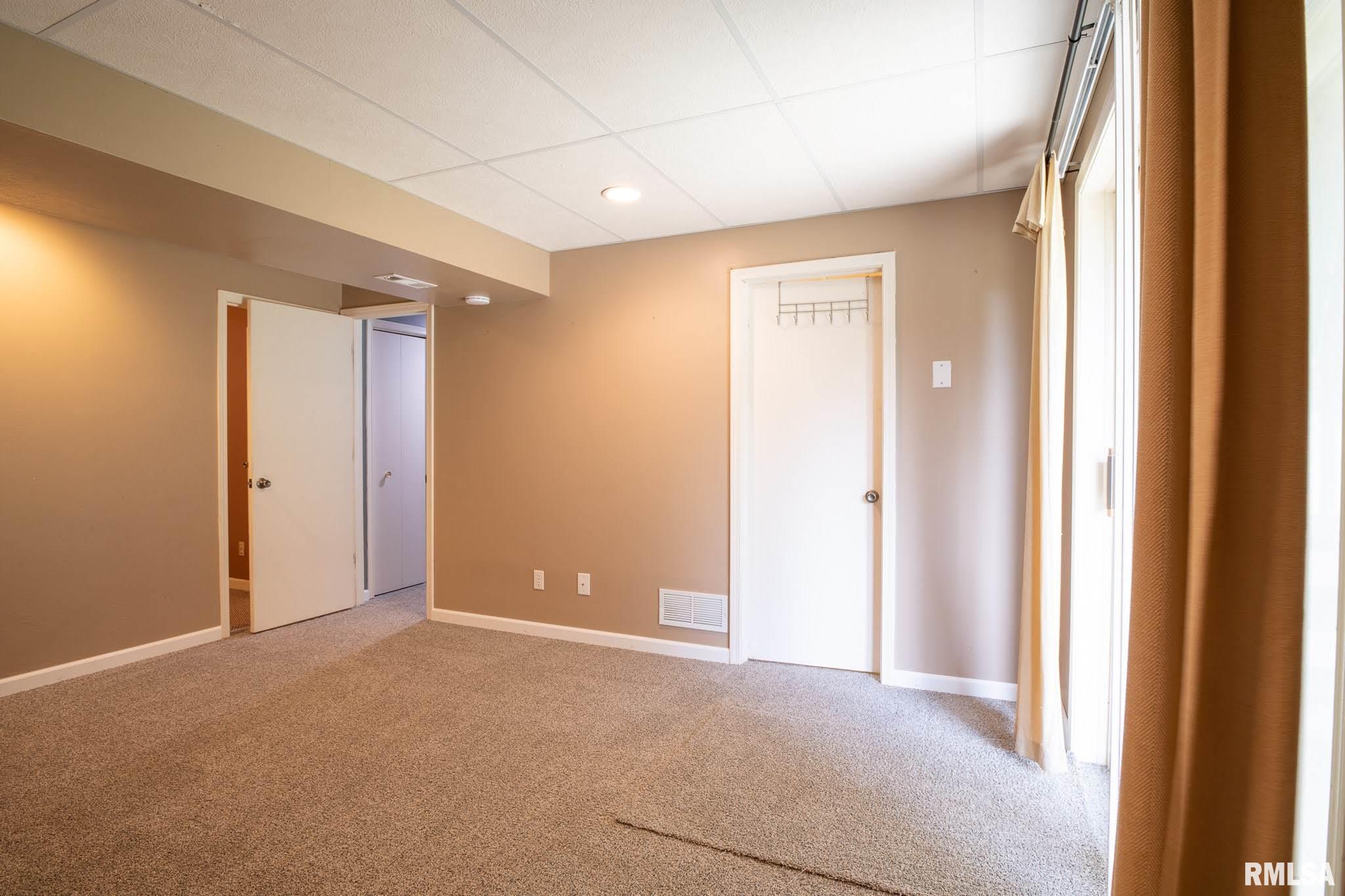 6105 West Conley Road Peoria, IL 61604 - Photo 36 of 50 Gallery Image 36