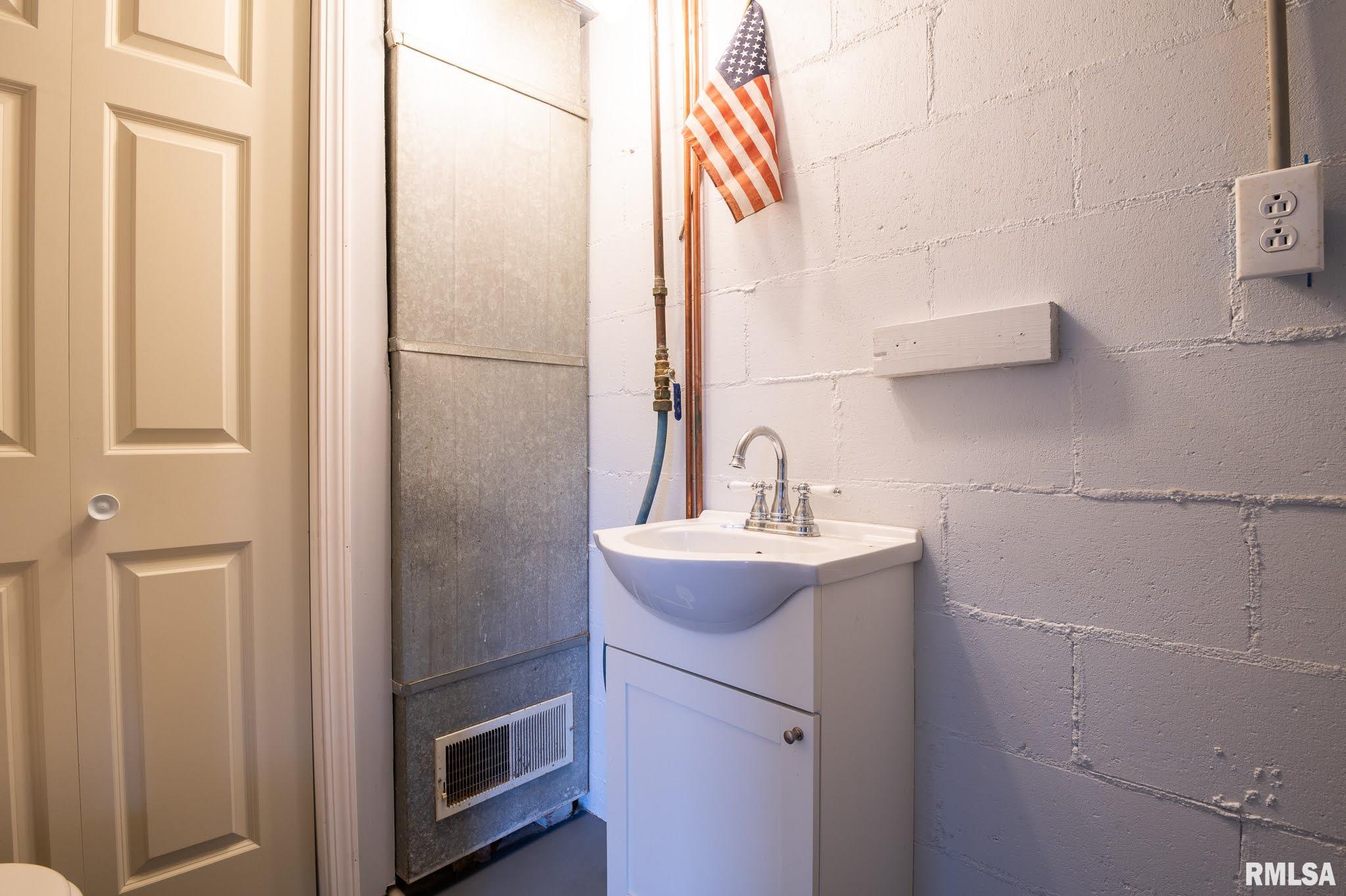 6105 West Conley Road Peoria, IL 61604 - Photo 40 of 50 Gallery Image 40