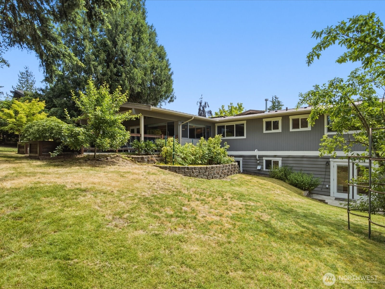 10222 Northeast 198th Street Bothell, WA 98011 - Photo 36 of 40