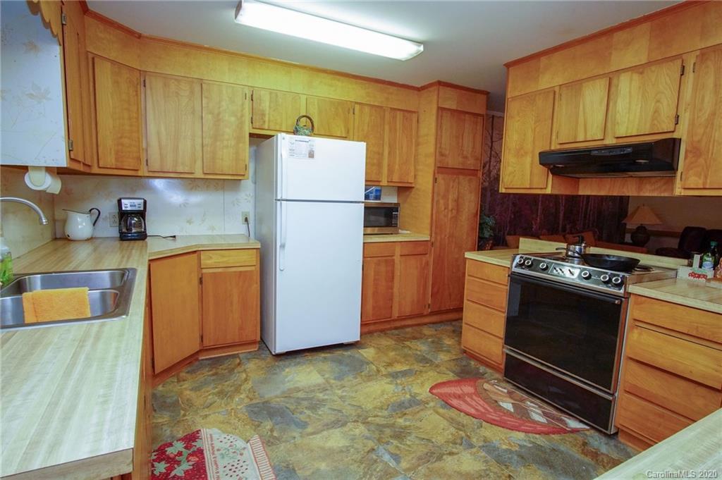 1364 Freeman Town Road Lake Lure, NC 28746 - Photo 11 of 36 Gallery Image 11