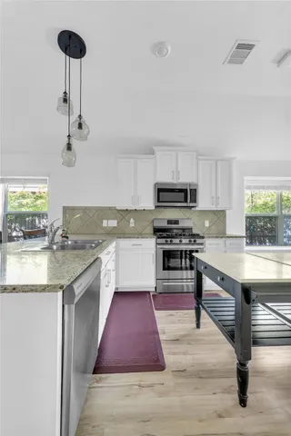 $239,999 | 18406 Hilltop Climb Drive, Hockley, TX 77447