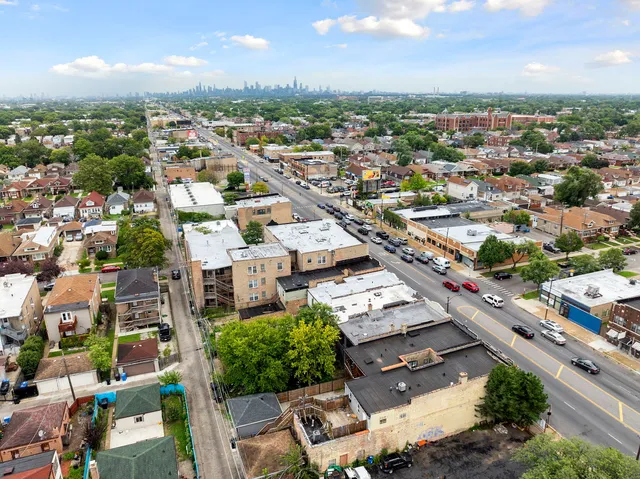 $275,000 | 5840 West North Avenue, Chicago, IL 60639