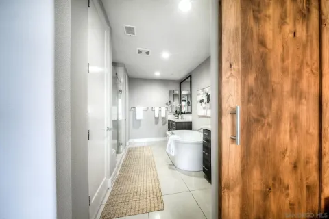 $2,189,000 | 2820 Carleton Street, Unit 16, San Diego, CA 92106