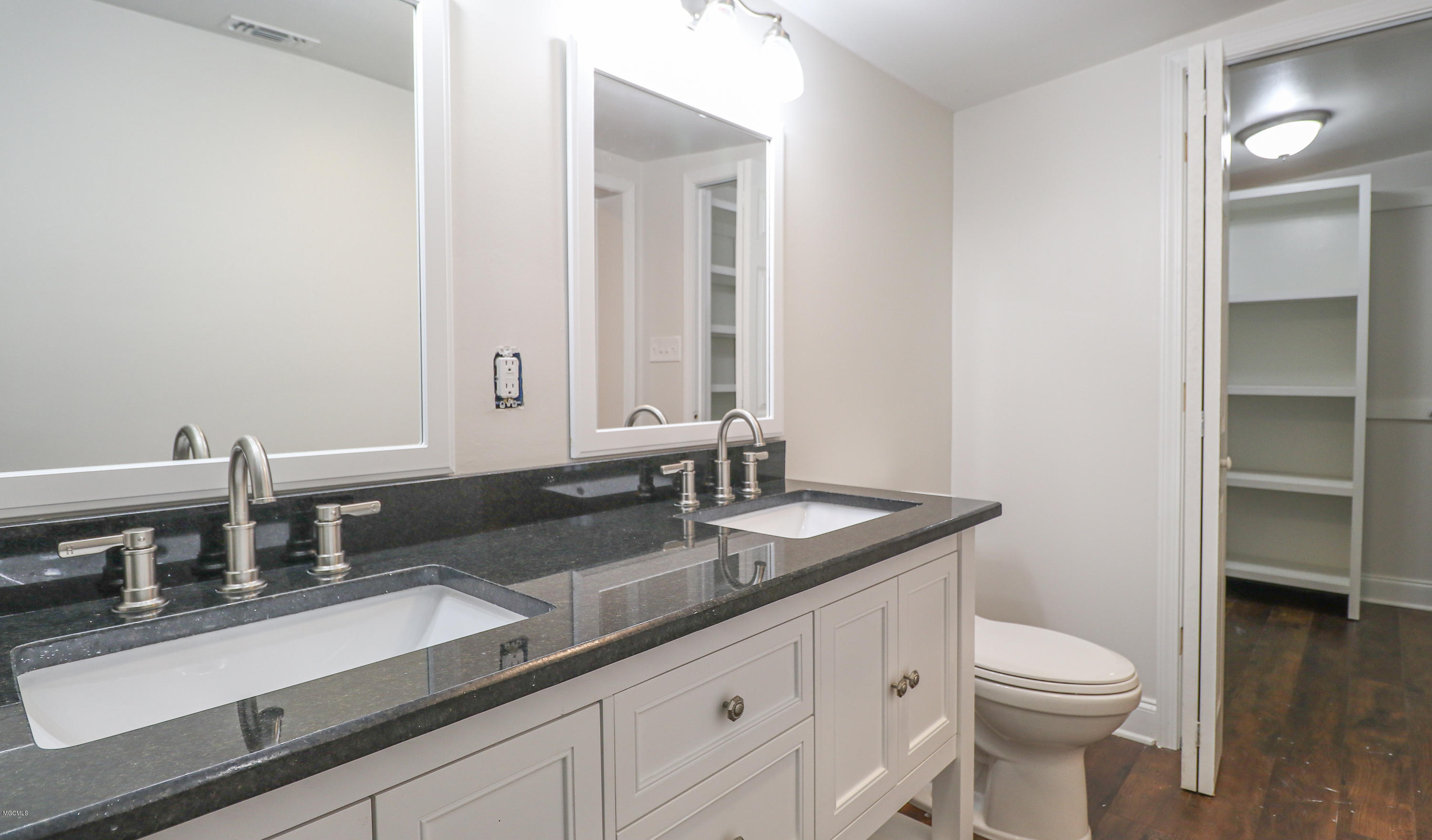 18413 Landon Road Gulfport, MS 39503 - Photo 14 of 22 18413 Landon-112