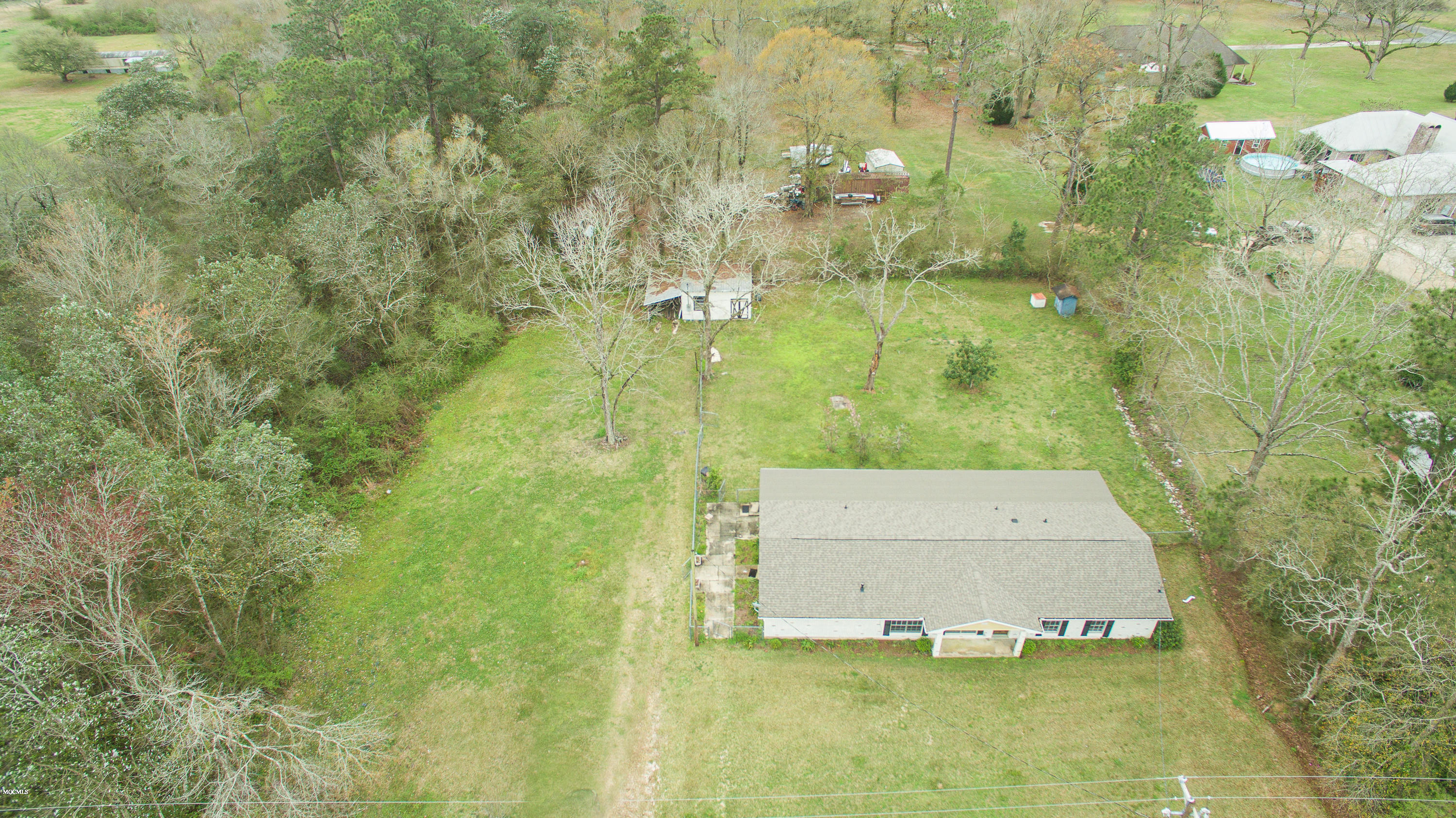 18413 Landon Road Gulfport, MS 39503 - Photo 3 of 22 Landon-201