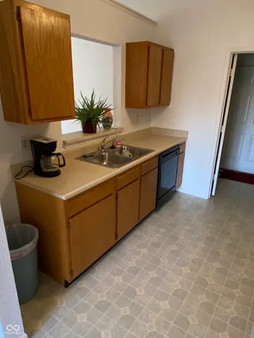 $1,390 | 5251 Bluff View Drive, Indianapolis, IN 46217