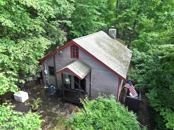$299,120 | 35 East Shore Trail, Branchville, NJ 07826