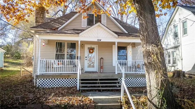 $188,000 | 124 Wildwood Street, Excelsior Springs, MO 64024