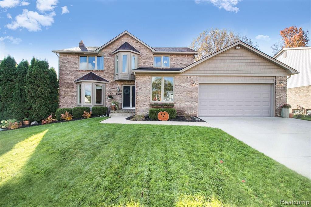2755 Winter Park Road Rochester Hills, MI 48309 - Photo 1 of 29