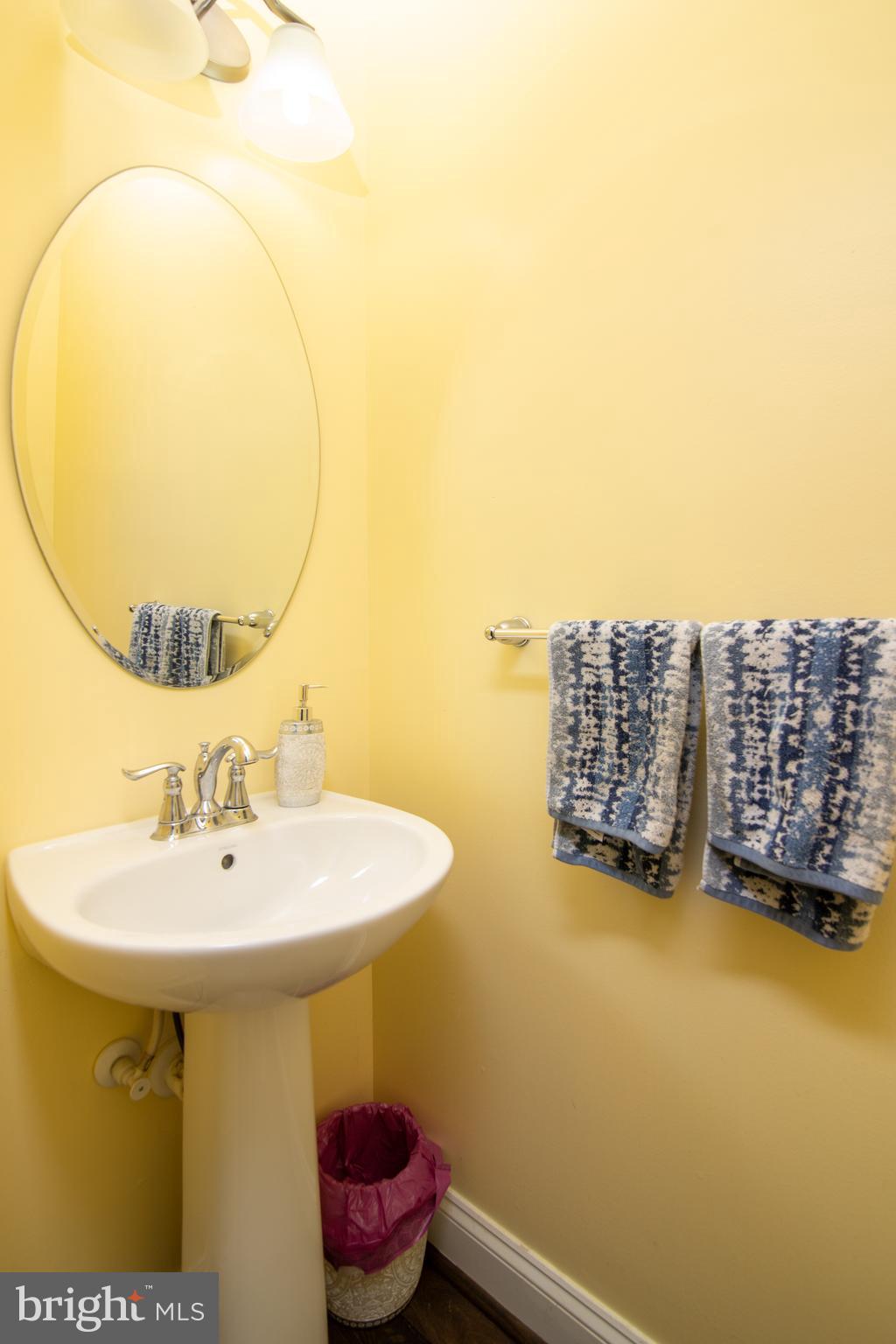 115 Old Cedarbrook Road, Unit 23 Wyncote, PA 19095 - Photo 19 of 38 2nd floor half bathroom