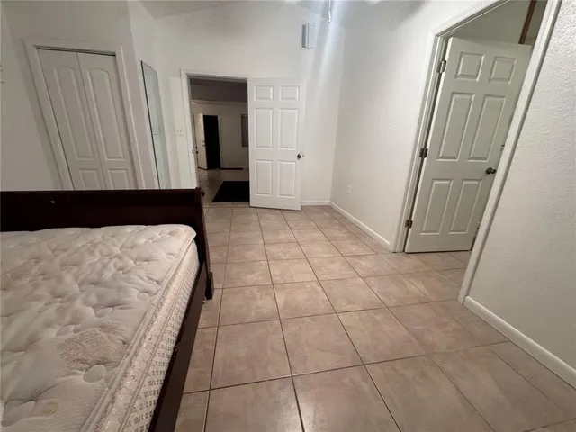 $2,300 | 1031 Mohawk Street, Clearwater, FL 33755