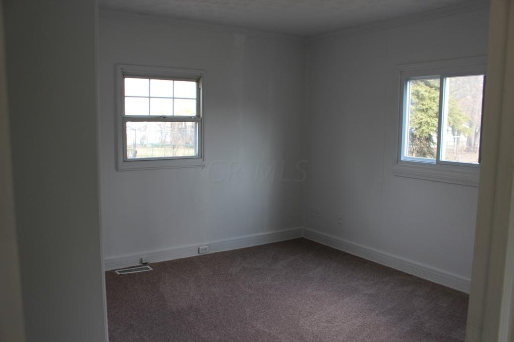 2548 Howey Road Columbus, OH 43211 - Photo 8 of 10