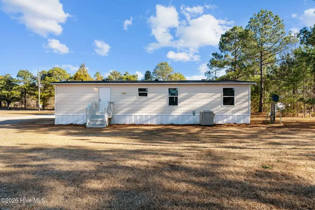 $205,000 | 2800 Lobelia Road, Vass, NC 28394