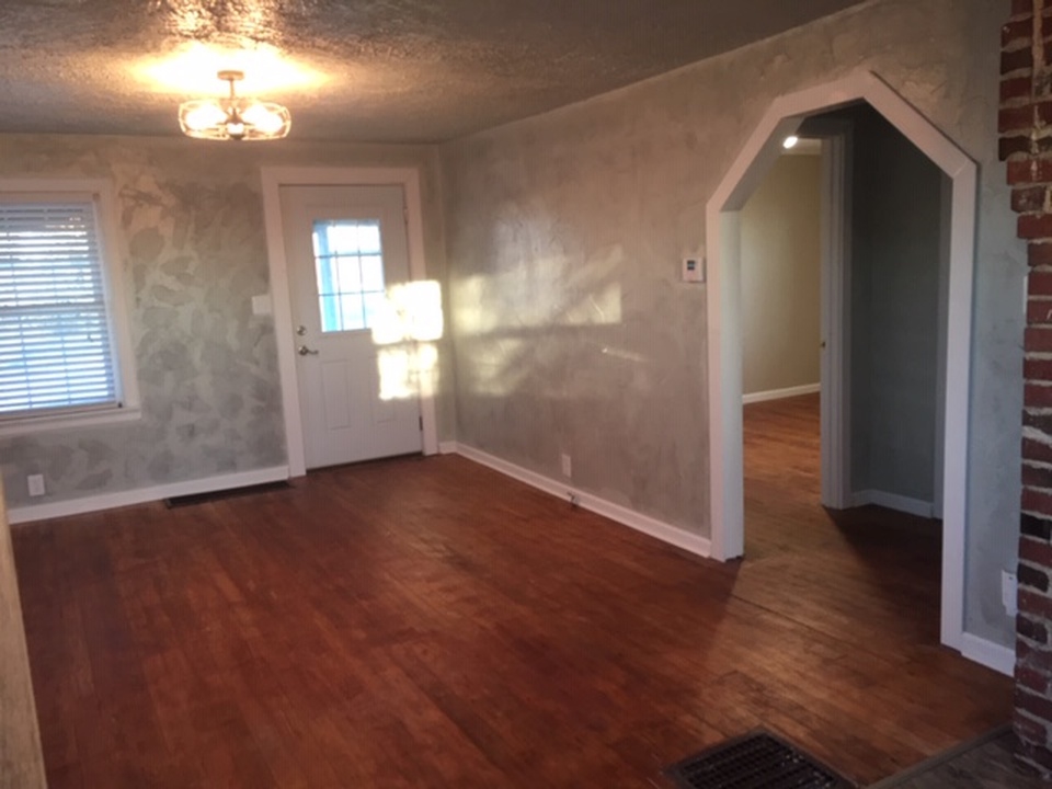 5735 East St Road Vincennes, IN 47591 - Photo 2 of 9 Gallery Image 2