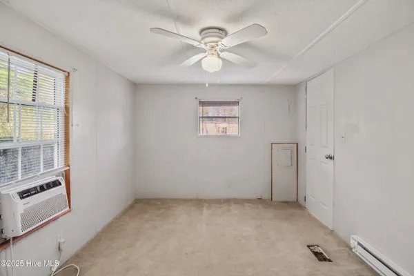 $1,050 | 1200 Rocky Run Road, Unit 16, Midway Park, NC 28544