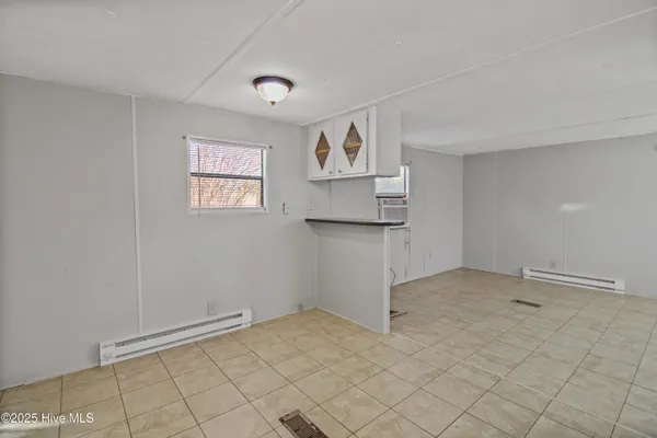 $1,050 | 1200 Rocky Run Road, Unit 16, Midway Park, NC 28544