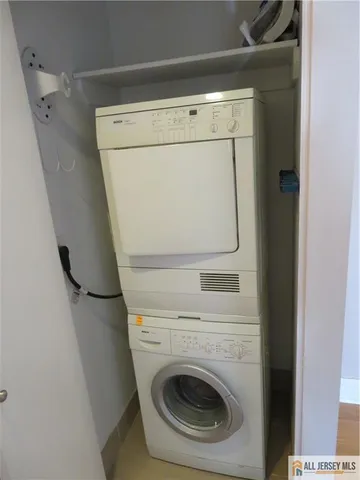 $3,200 | 1 Spring Street, Unit 1604 1604, New Brunswick, NJ 08901