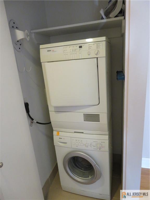 1 Spring Street, Unit 1604 1604 New Brunswick, NJ 08901 - Photo 4 of 25