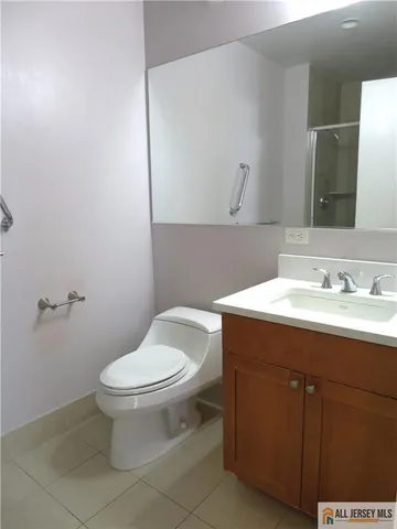 $3,200 | 1 Spring Street, Unit 1604 1604, New Brunswick, NJ 08901