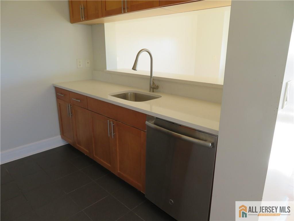 1 Spring Street, Unit 1604 1604 New Brunswick, NJ 08901 - Photo 8 of 25