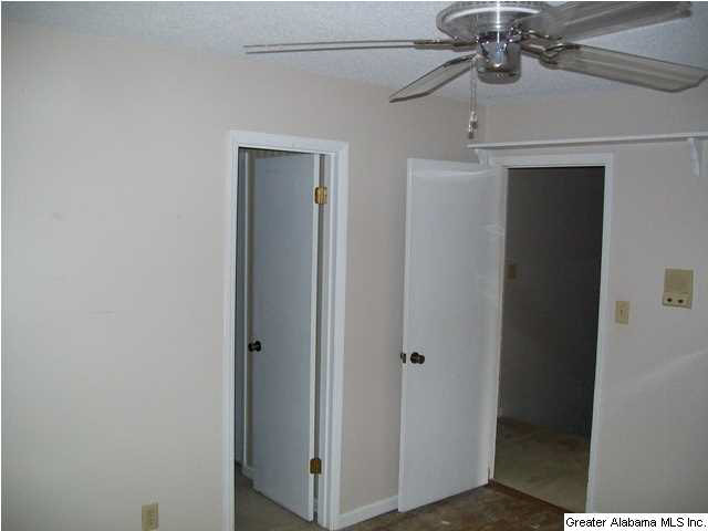 2215 Oak Ridge Circle Birmingham, AL 35226 - Photo 23 of 32