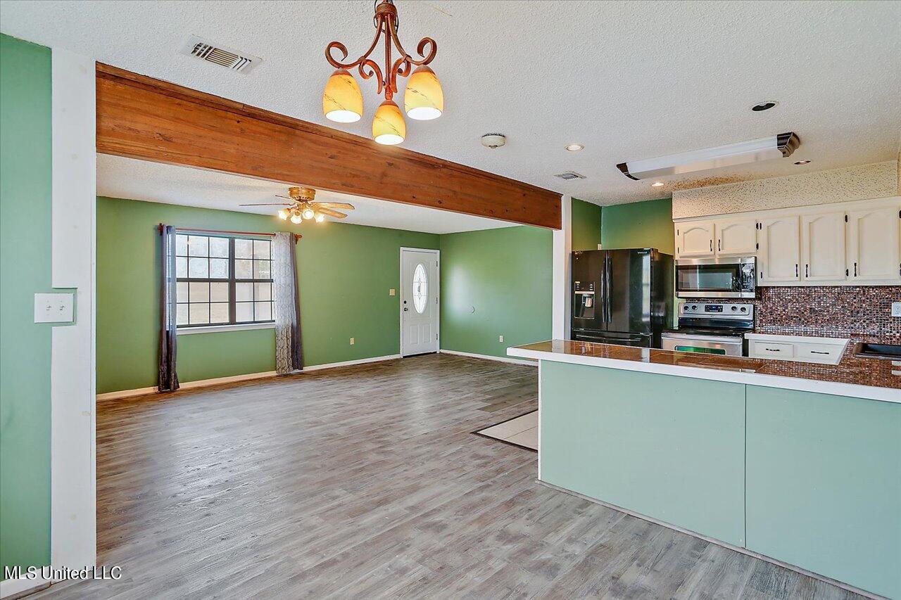 353 Loflin Road Florence, MS 39073 - Photo 14 of 38 14-353 Loflin Rd