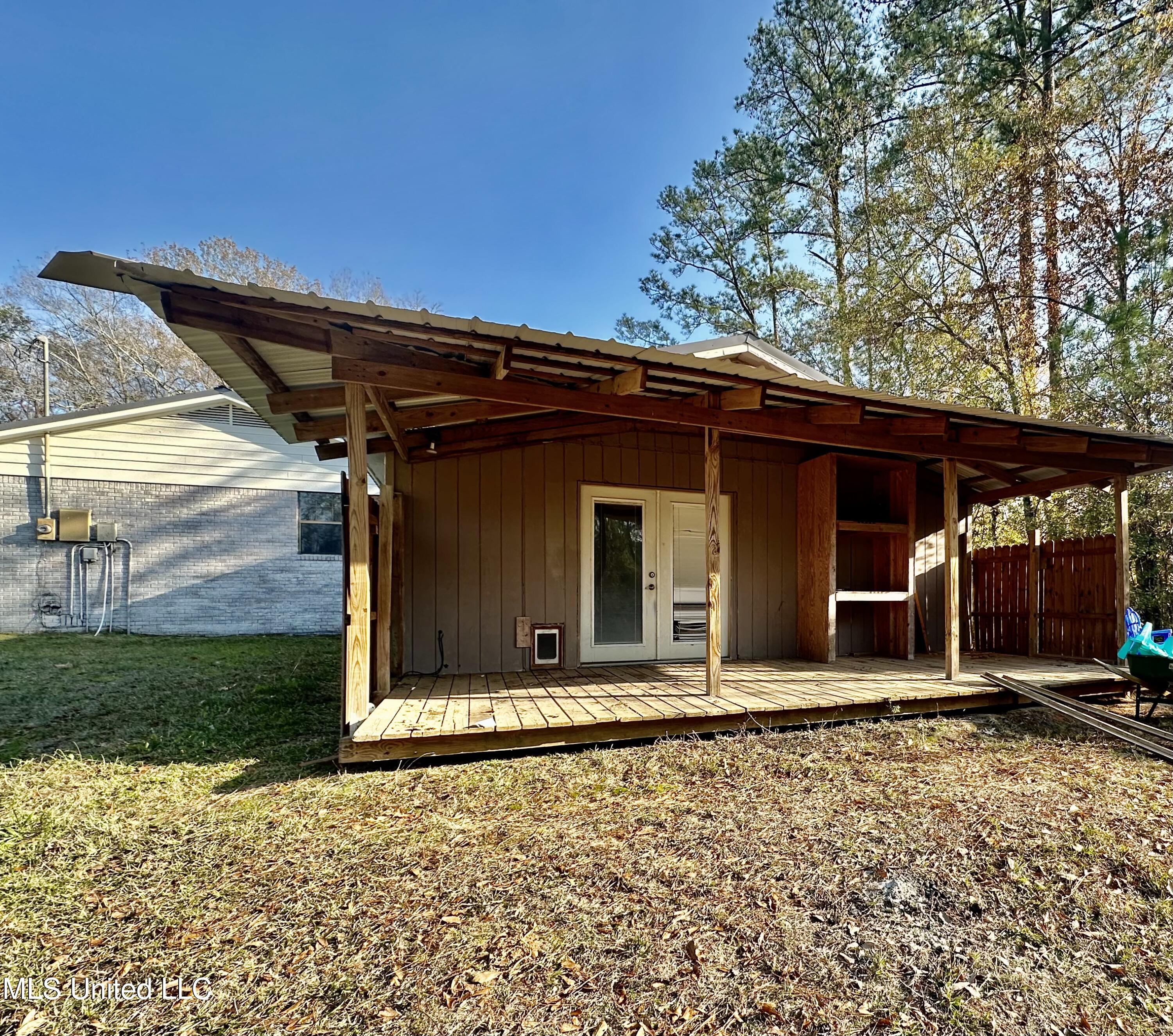 353 Loflin Road Florence, MS 39073 - Photo 36 of 38 IMG_3245