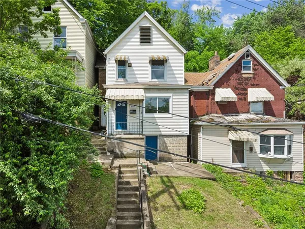 $110,000 | 407 Alexander Street, McKees Rocks, PA 15136