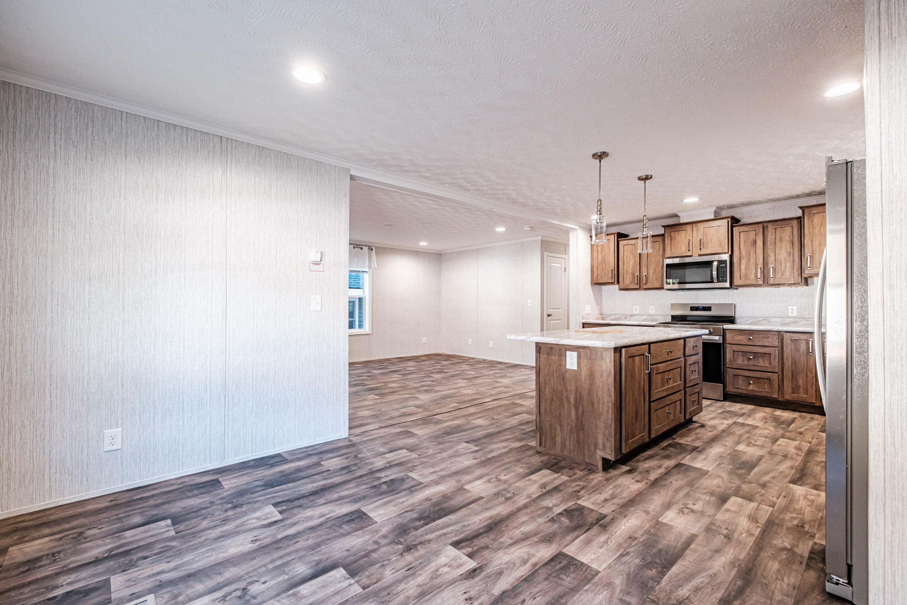 10 Dode Drive Saco, ME 04072 - Photo 13 of 46 20251017gp-61011