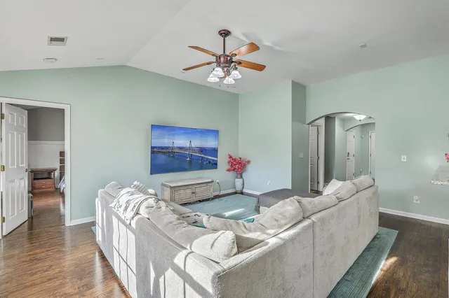 $360,000 | 214 Goldfinch Lane, Summerville, SC 29485