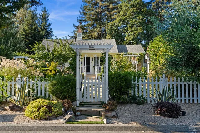 $1,250,000 | 1676 Muller Drive, Napa, CA 94559