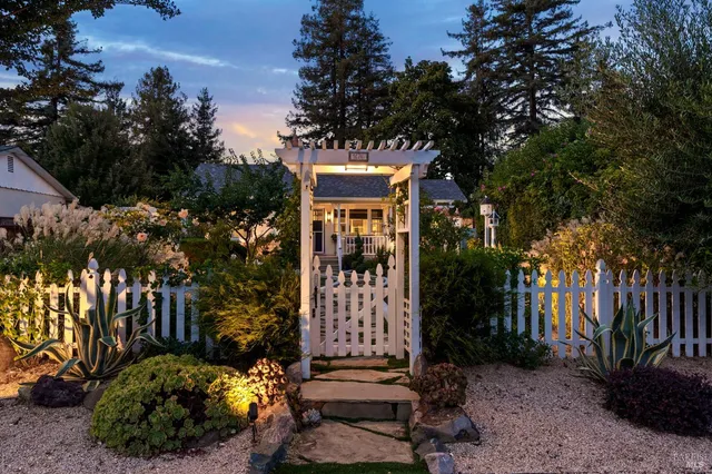 $1,250,000 | 1676 Muller Drive, Napa, CA 94559