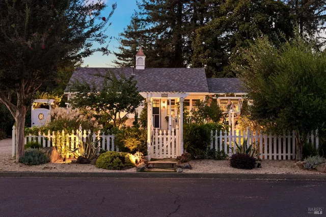 $1,250,000 | 1676 Muller Drive, Napa, CA 94559