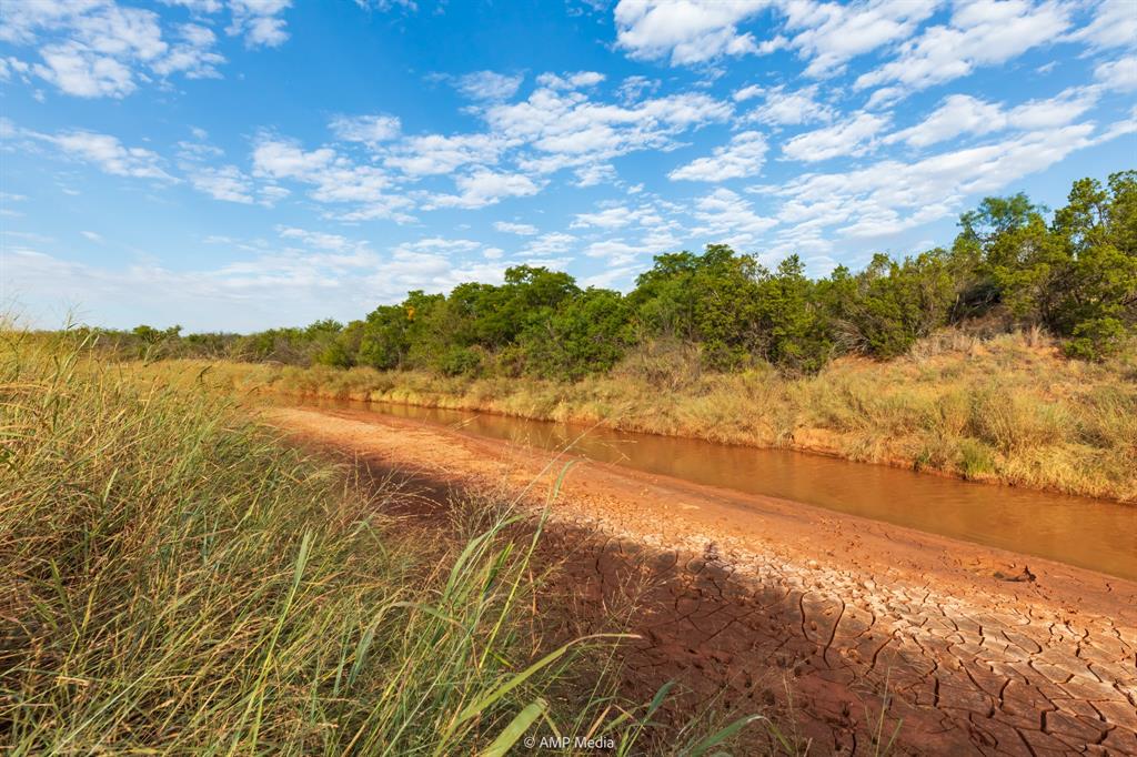 107 C R 107 Aspermont, TX 79502 - Photo 16 of 40 a view of an ocean and beach