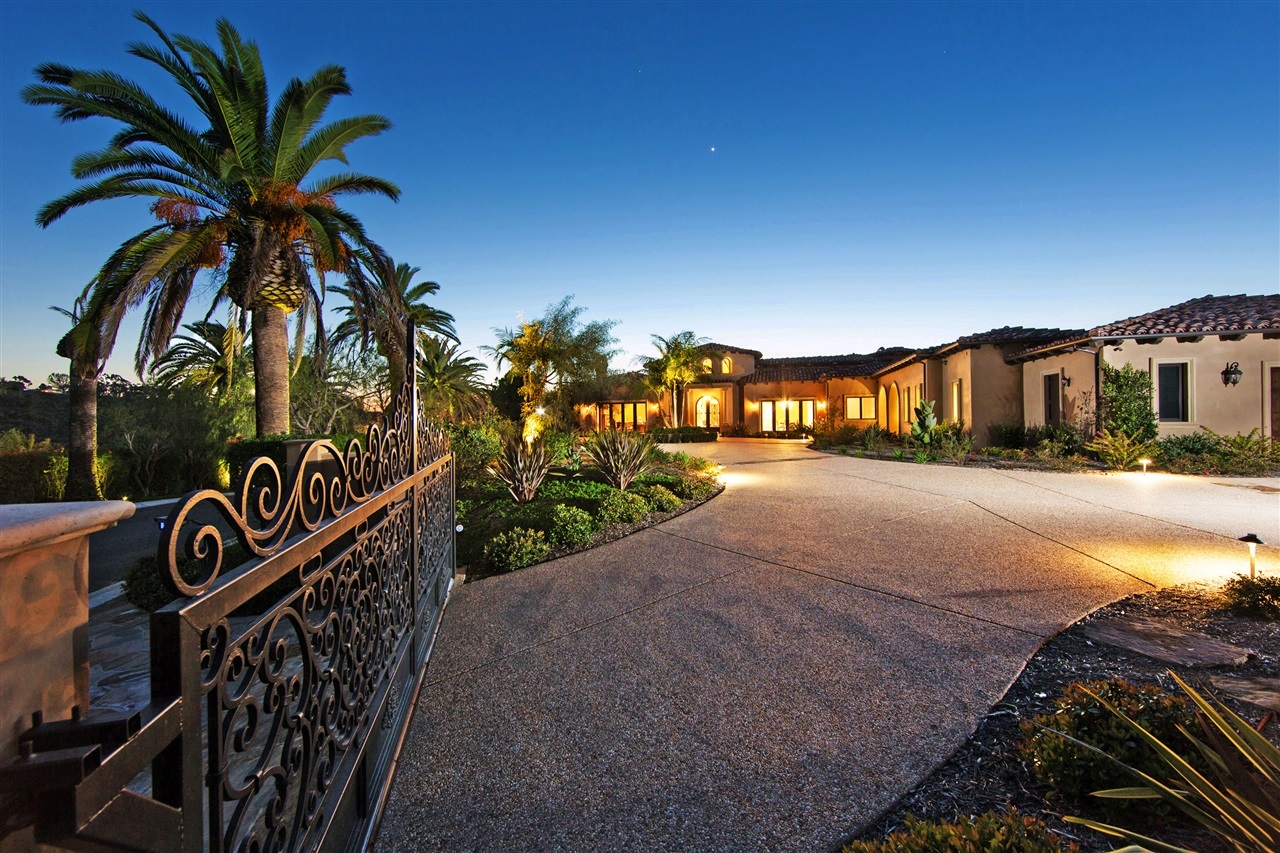 14771 Roxbury Terrace Rancho Santa Fe, CA 92067 - Photo 5 of 25 Gallery Image 5