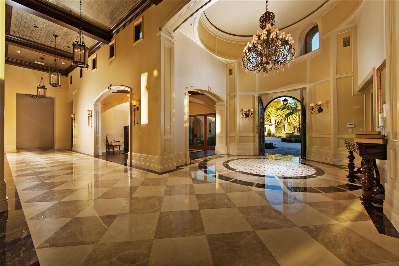 14771 Roxbury Terrace Rancho Santa Fe, CA 92067 - Photo 9 of 25 Gallery Image 9