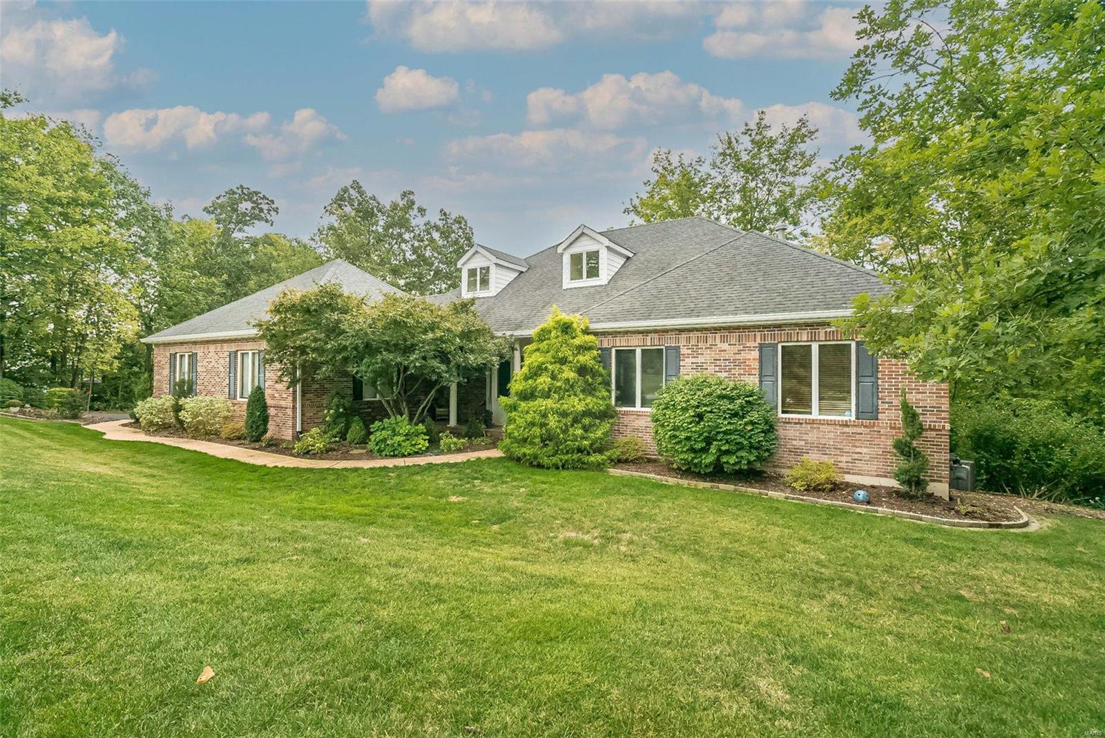 697 Claremoor Pass Weldon Spring, MO 63304 - Photo 5 of 77 Gallery Image 5