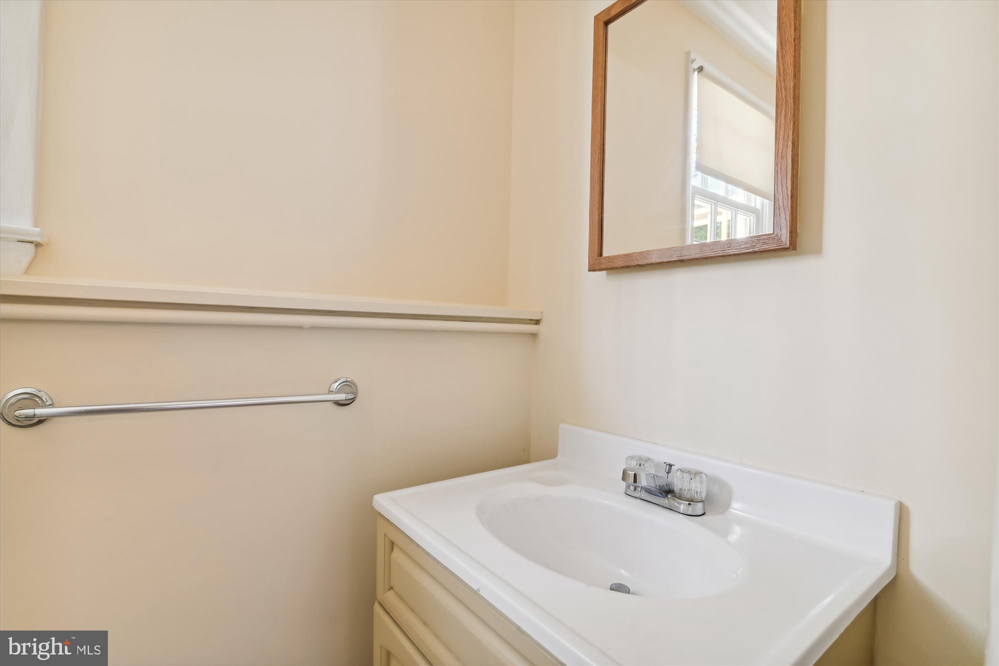 12 Roe Lane Arnold, MD 21012 - Photo 23 of 37 Lower Level Bath