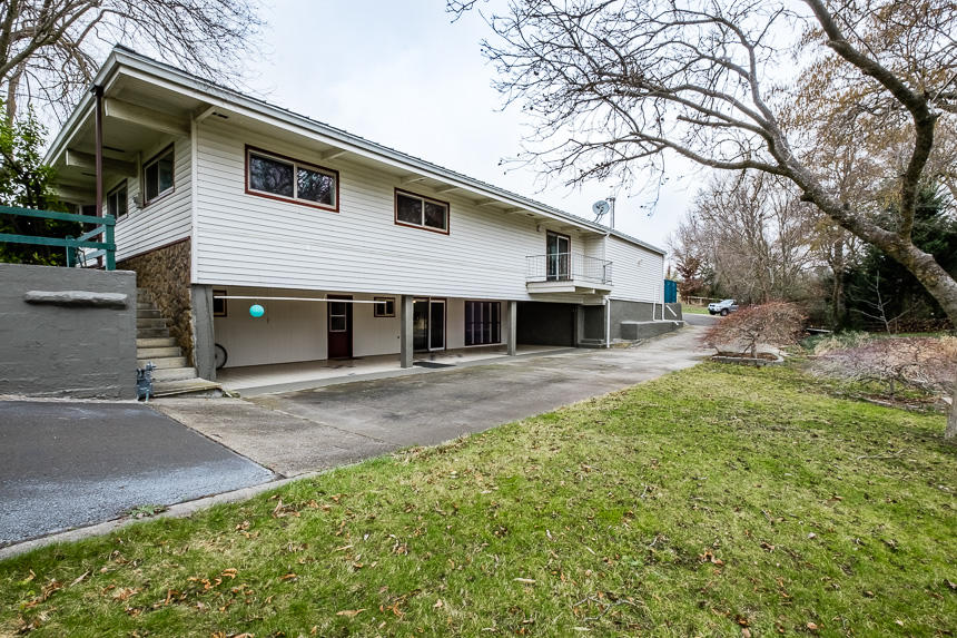 101 East Valley View Road Ashland, OR 97520 - Photo 43 of 46 101 E Valley View-43
