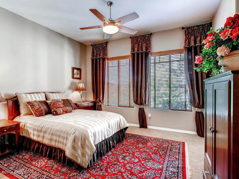 4488 East Thomas Road, Unit 3004 Phoenix, AZ 85018 - Photo 6 of 12 Master Bedroom 1
