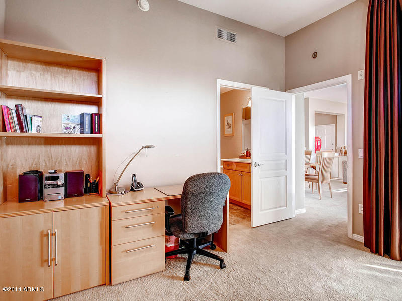 4488 East Thomas Road, Unit 3004 Phoenix, AZ 85018 - Photo 10 of 12 2nd Bedroom 2