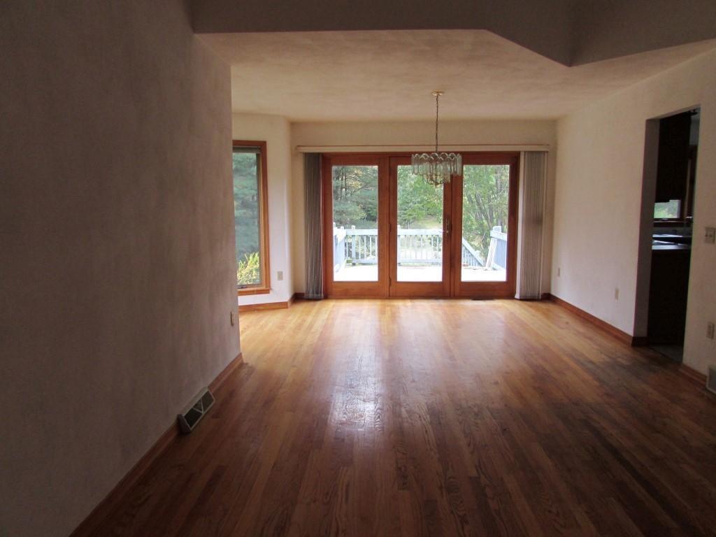 297 Foster Road Vestal, NY 13850 - Photo 6 of 19 Gallery Image 6