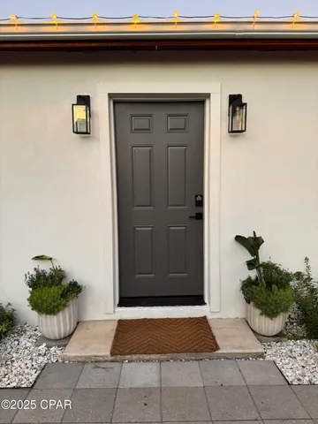 $1,500 | 6427 Oakshore Drive, Panama City, FL 32404