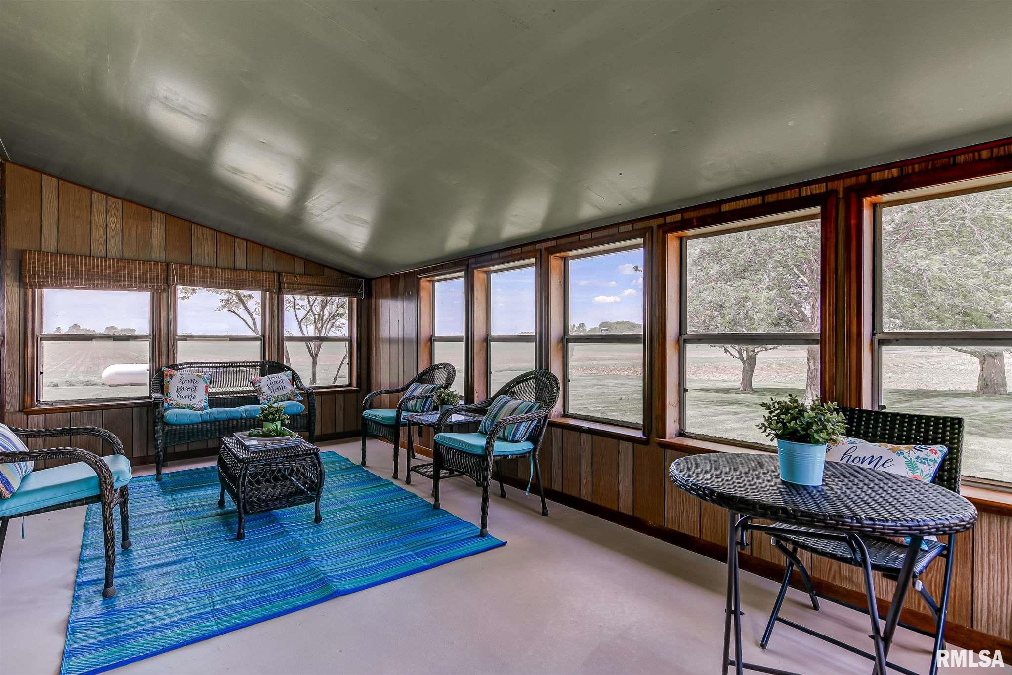 15501 Shanle Road Buffalo, IL 62515 - Photo 23 of 34 Gallery Image 23