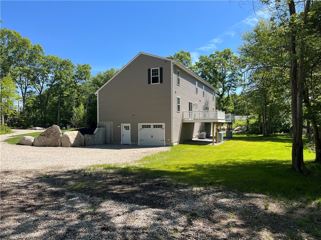 35 Glendale Road Tiverton, RI 02878 - Photo 5 of 47 May