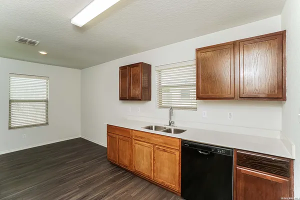 $1,790 | 1423 Durango Run, San Antonio, TX 78245