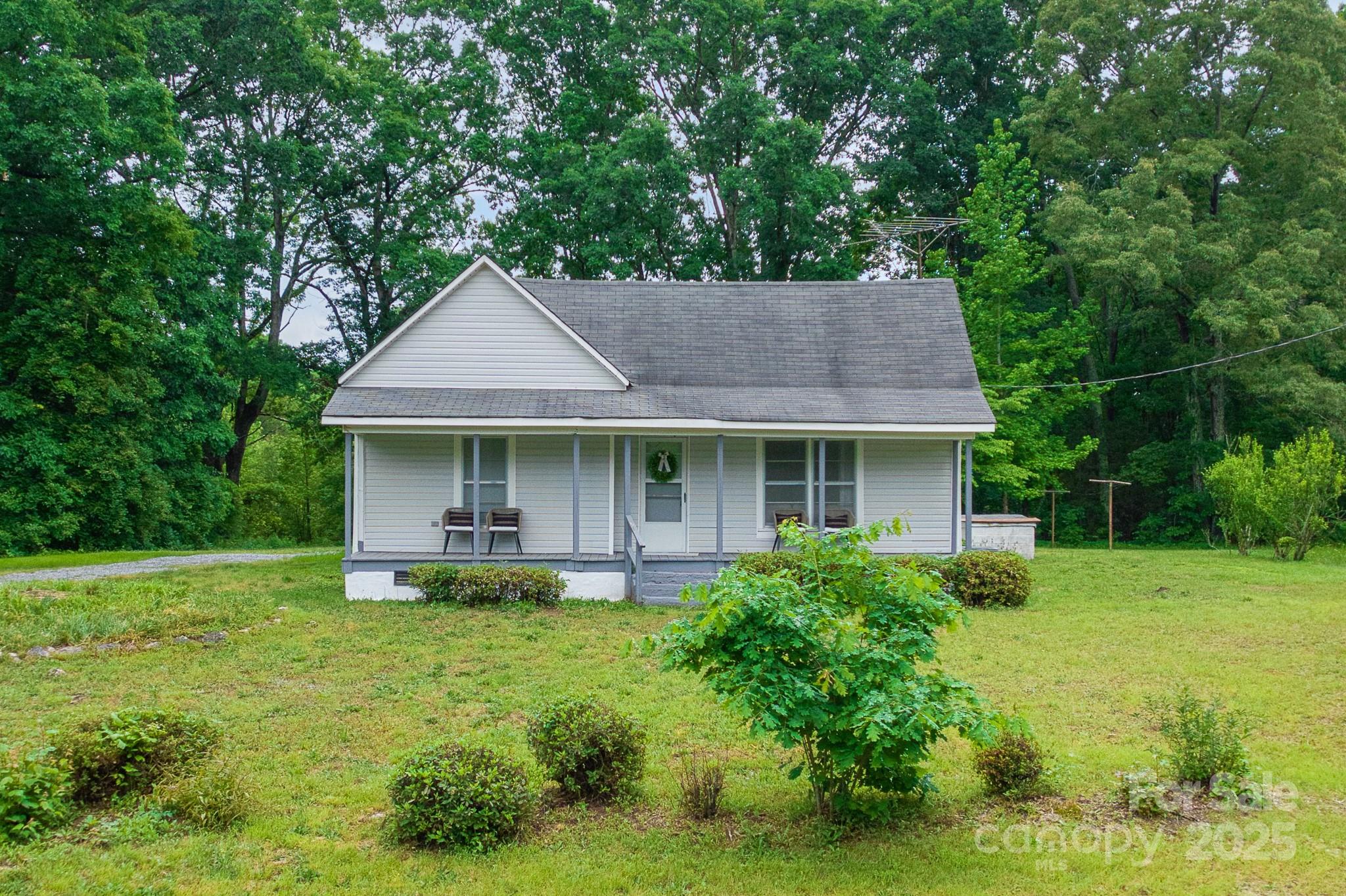 2126 Robby Drive Maiden, NC 28650 - Photo 11 of 45 Gallery Image 11