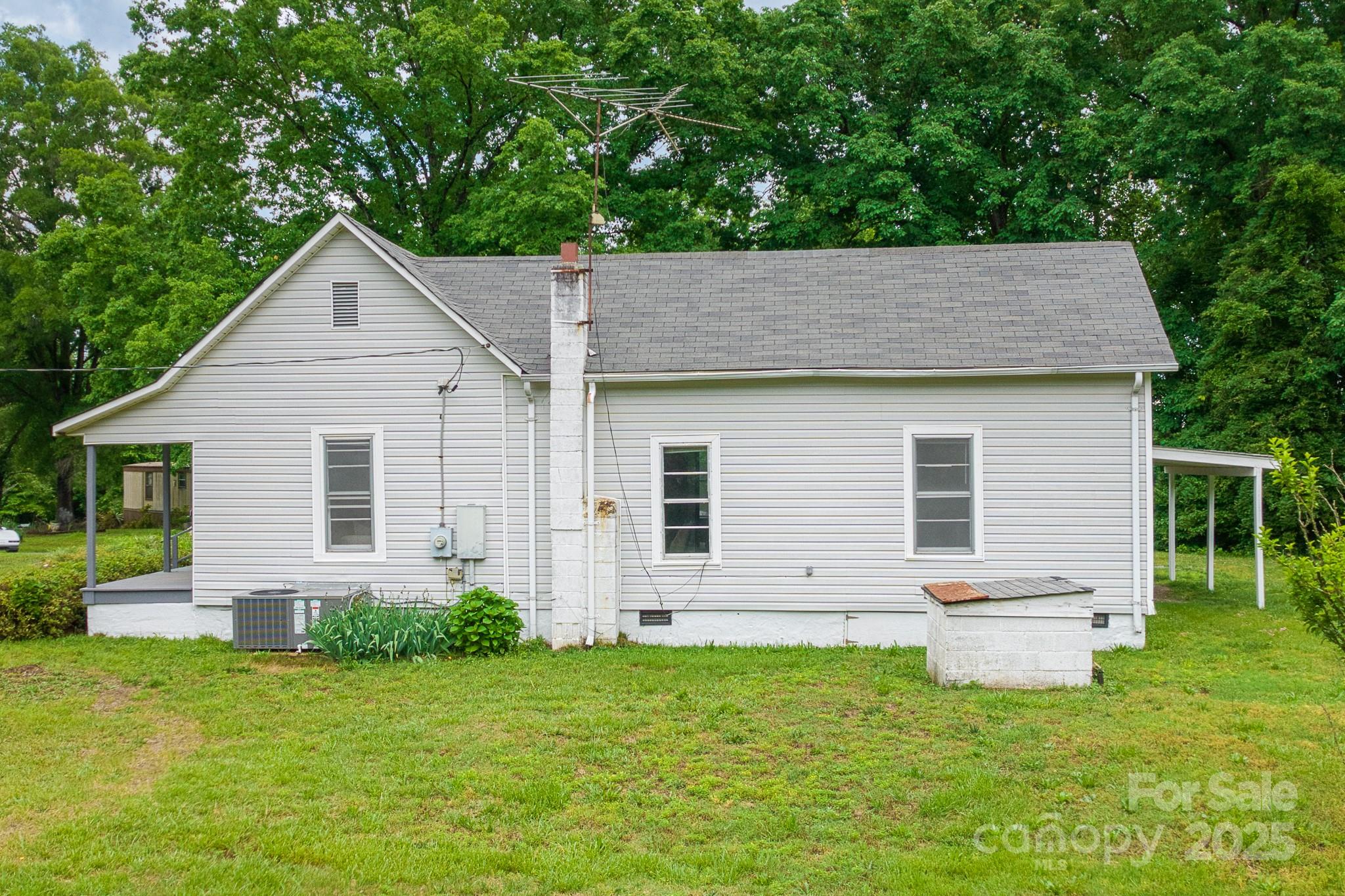 2126 Robby Drive Maiden, NC 28650 - Photo 15 of 45 Gallery Image 15