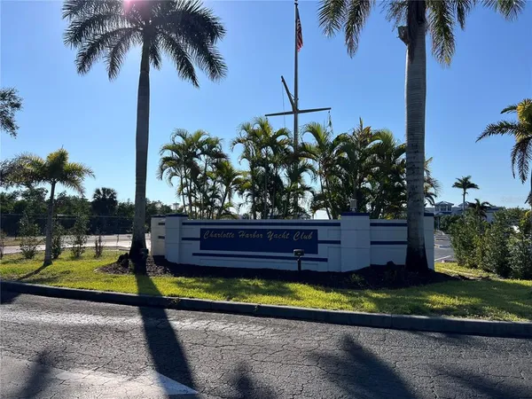 $324,900 | 4197 River Bank Way, Punta Gorda, FL 33980